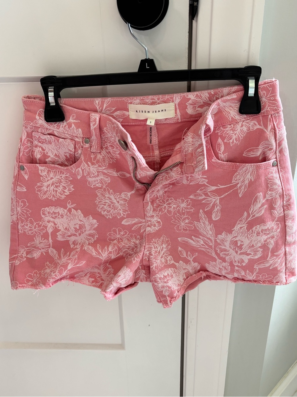 Risen Jeans Pink Floral Denim Shorts - Women's - Picture 1 of 3